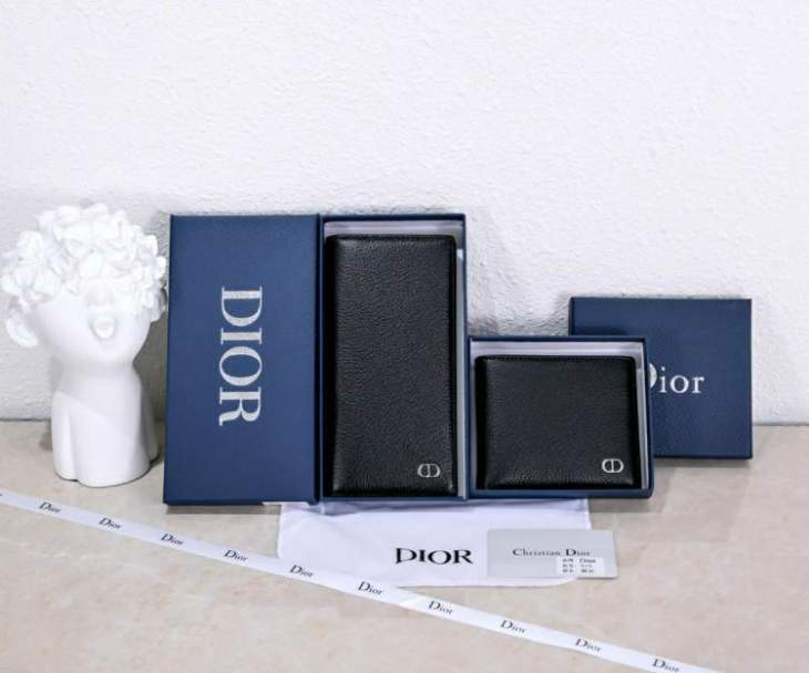 Picture of Dior Wallets _SKUfw239329247fw
